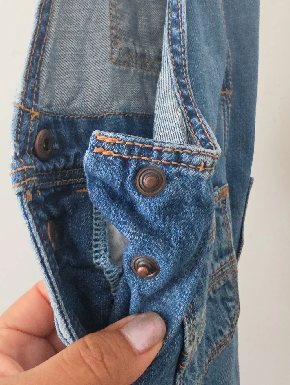GAP Classic Light Blue Denim Overalls Size 2 Yrs